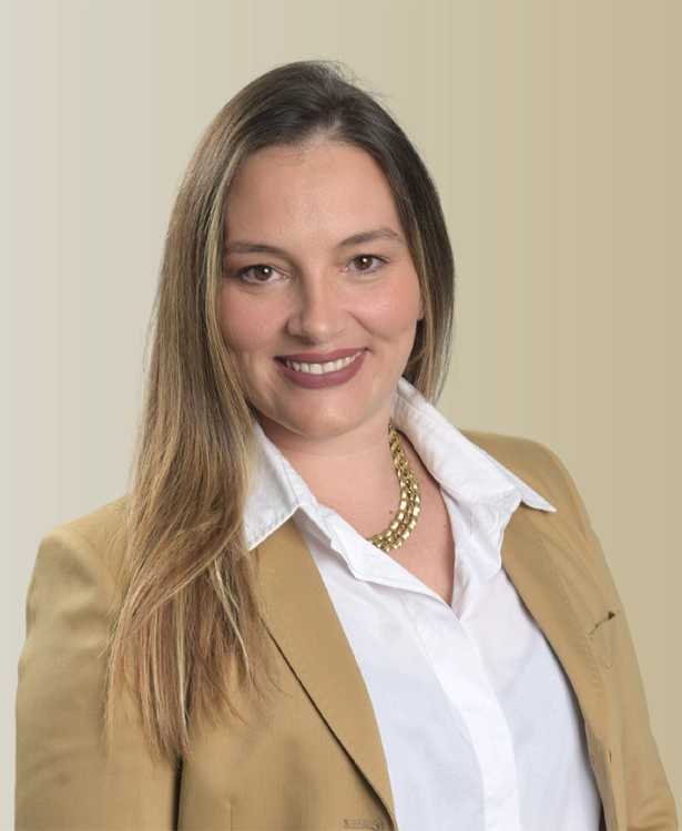 perfil mónica elvas